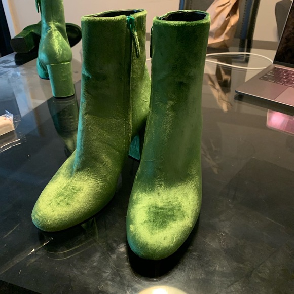Green Balenciaga boots size 36 - Picture 4 of 4